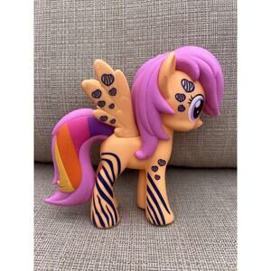 Hasbro 2012 My Little Pony G4 Design A Pony Wild Rainbow Scootaloo Rare HTF MLP